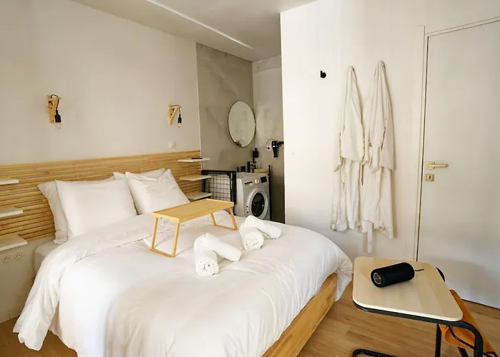 Apartmán Wake Up In White - Private Jacuzzi & Cotton Comfort Verdun-sur-Meuse