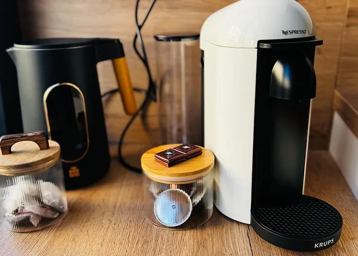 Wake Up In White - Private Jacuzzi & Cotton Comfort Apartmán