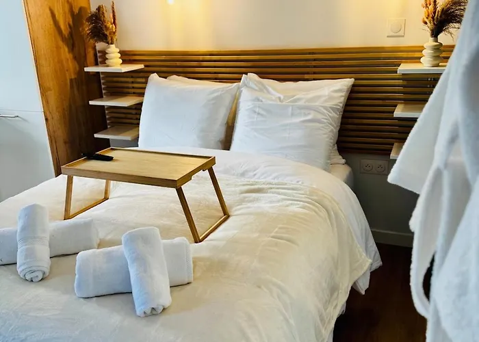 Wake Up In White - Private Jacuzzi & Cotton Comfort Apartmán Verdun-sur-Meuse